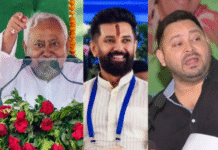 ‘हे मां…बिहार के दुख से उबारिये’ तेजस्वी की प्रार्थना में सीएम नीतीश पर तंज