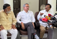टूट गई उद्धव की सेना, शिंदे गुट में शामिल 6 बागी सांसद, ओम बिरला से मिले संजय राउत